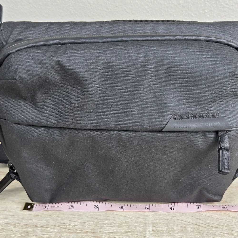 Peak Design Everyday Sling 3L Black Camera Bag Crossbody EDC Travel Tech Organiz